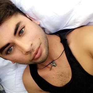 Meet your Posher, Jose